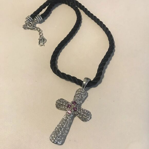 NEW~Carolyn Pollack Genuine Rhodolite Garnet Gemstone Cross Necklace~.925 SS - Picture 1 of 7